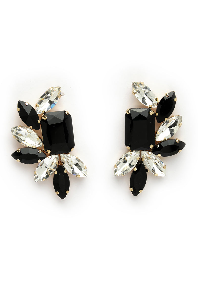 Bloeiende zwarte studs