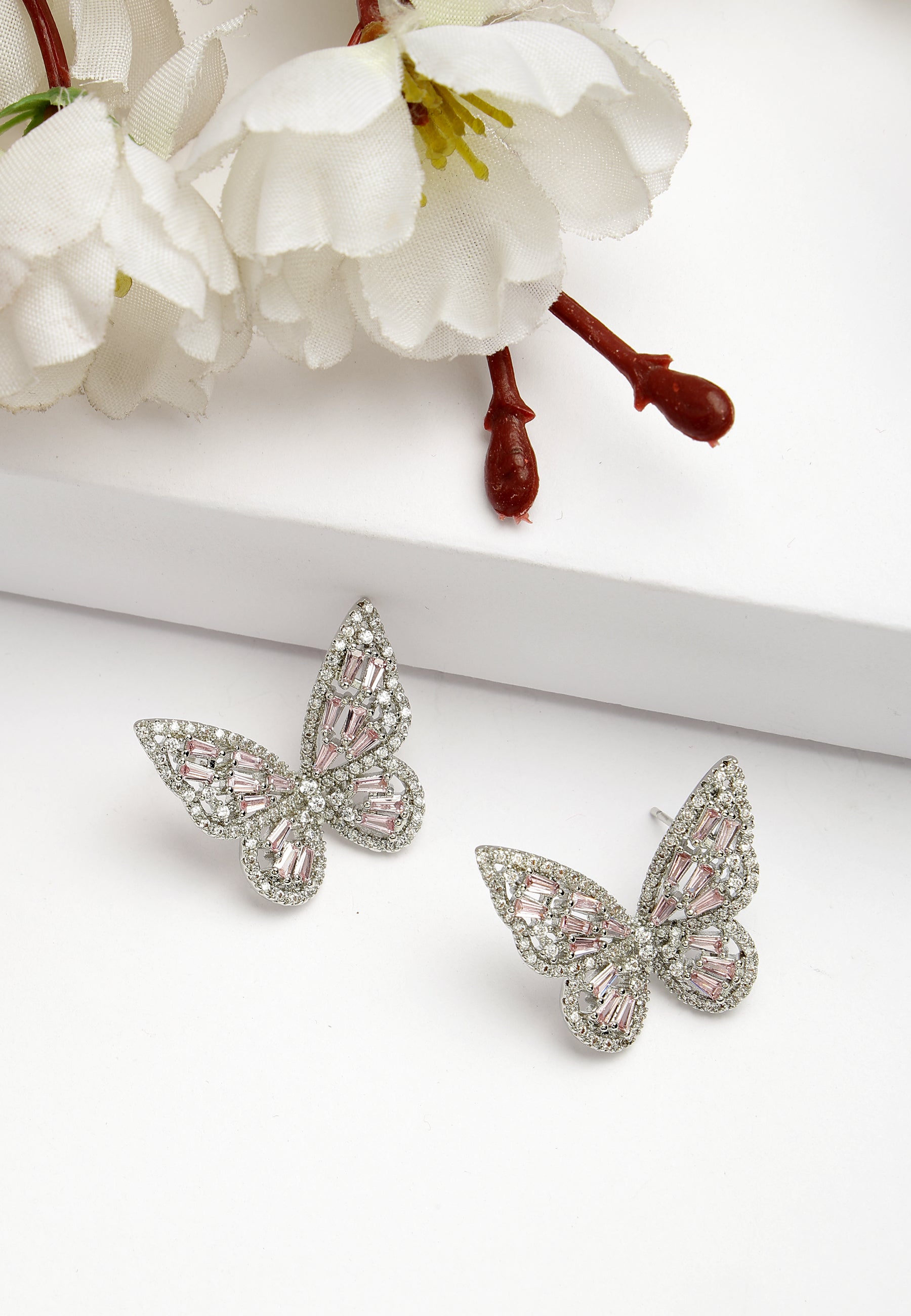 Pendientes de mariposa