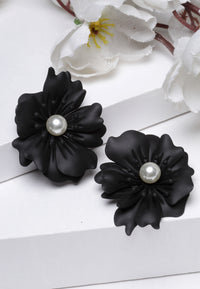 Blooming Daisy Black Studs øreringe